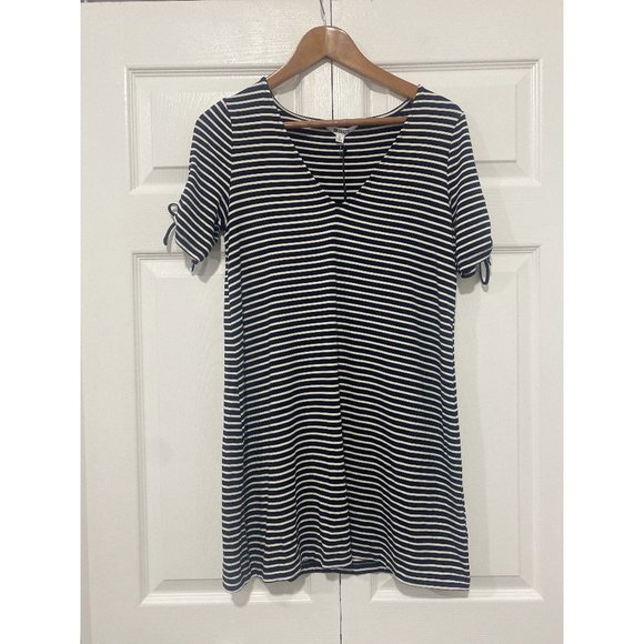 BB Dakota Stripe Me Later Black and White T Shirt NWT Dress Size Small - Picture 2 of 6